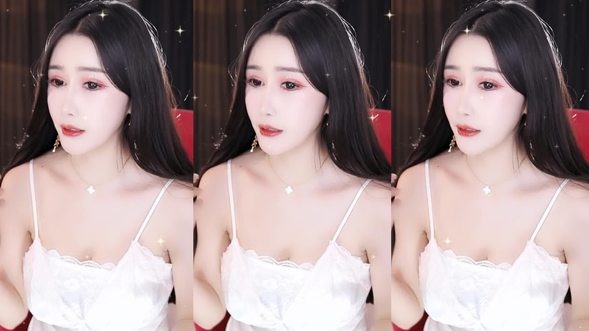 (4)