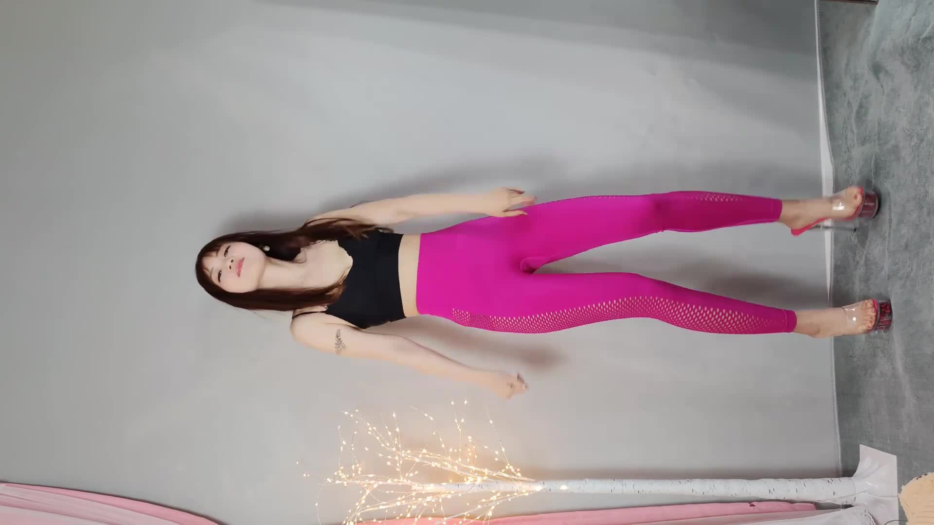 （20）