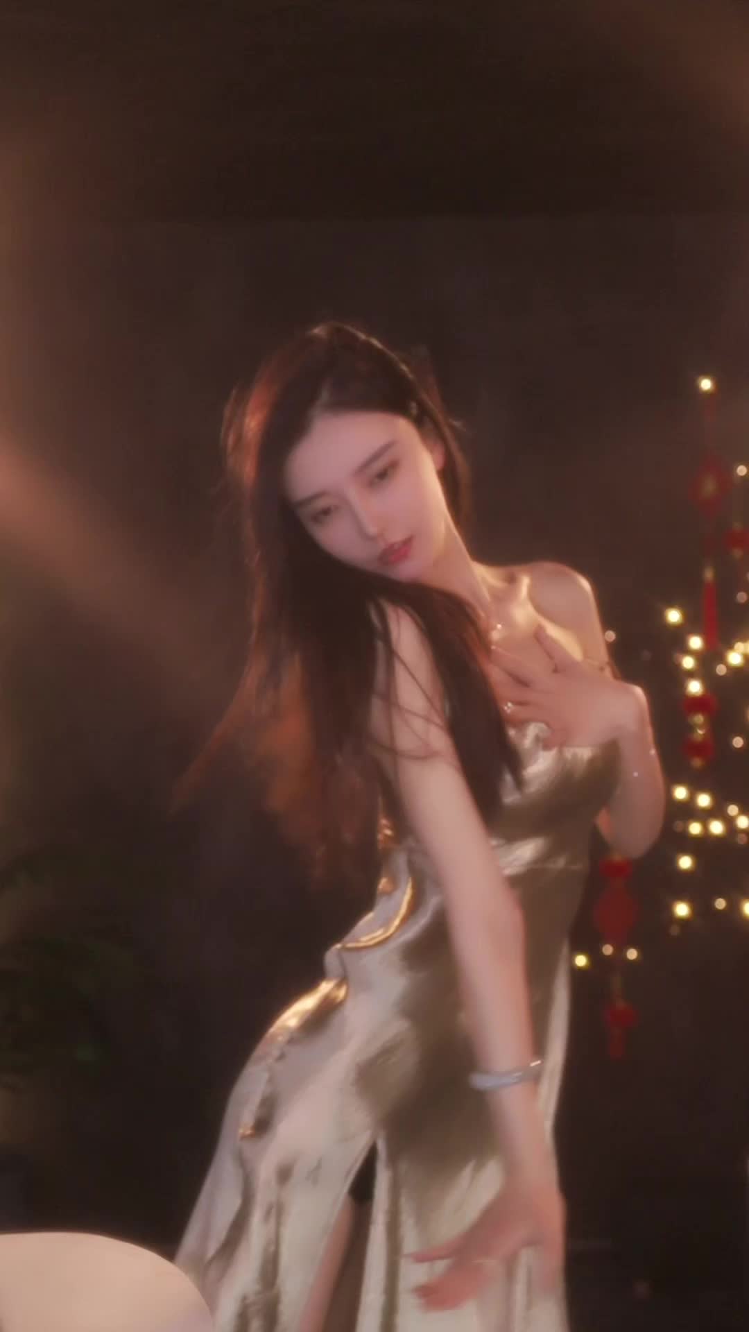 (17)