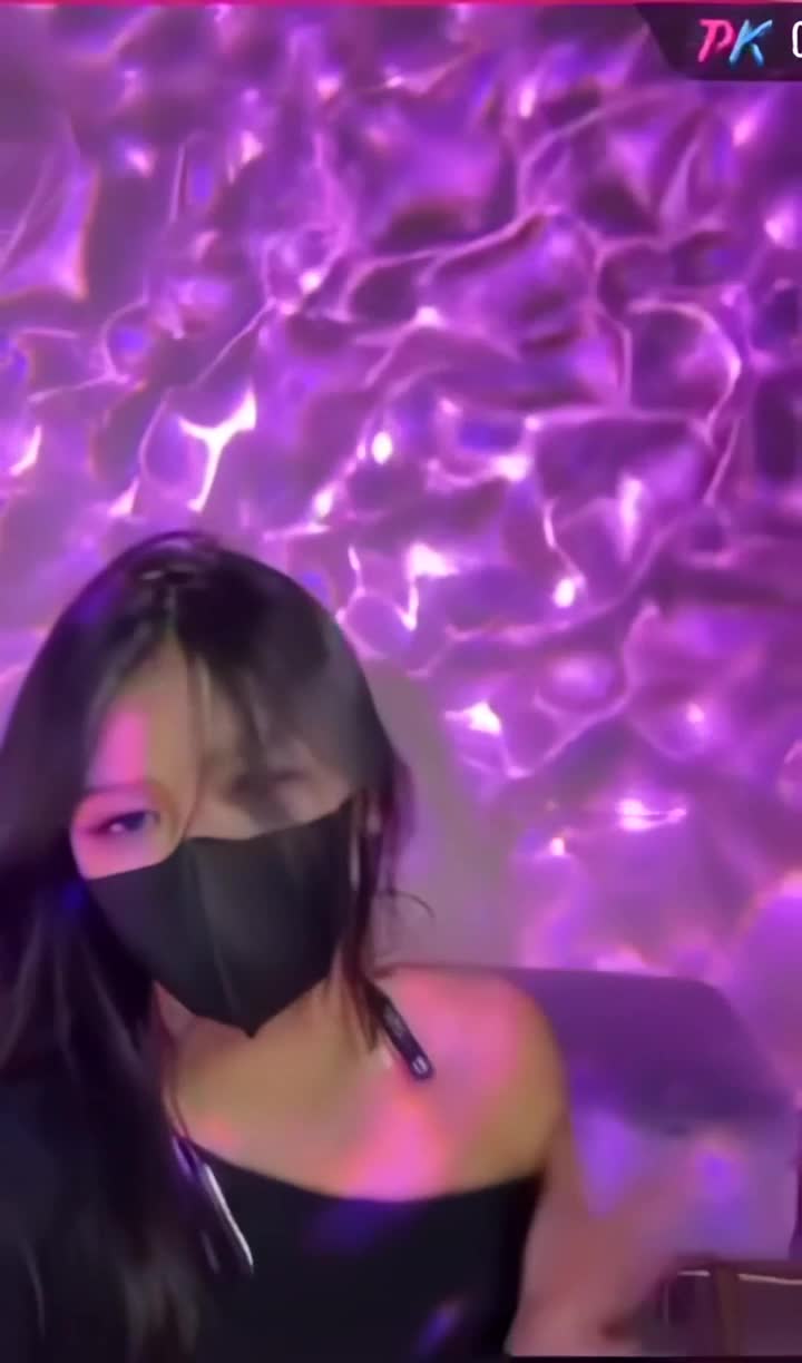 1 (17)