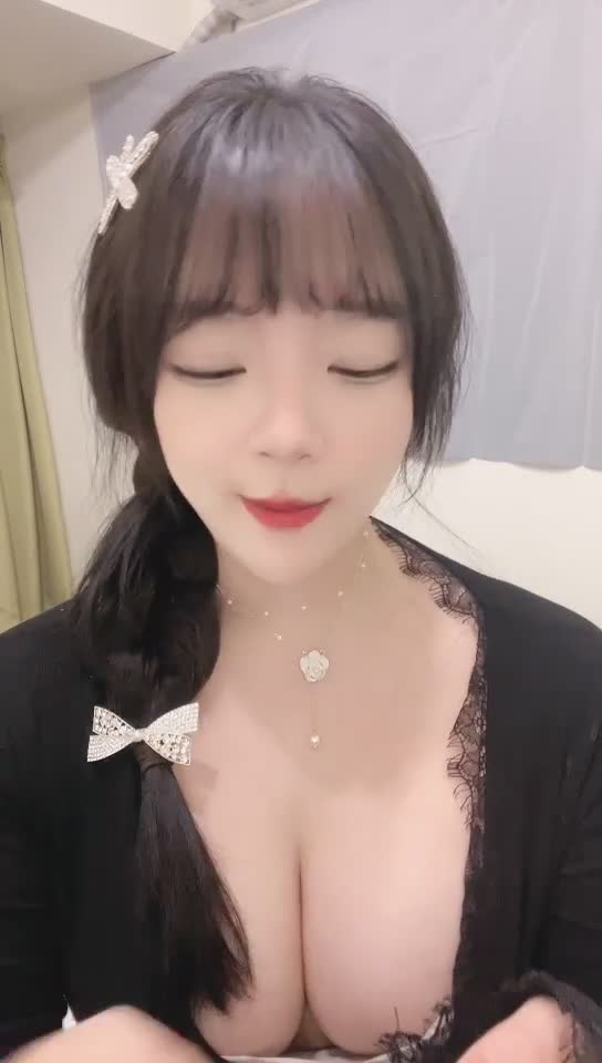 1 (8)