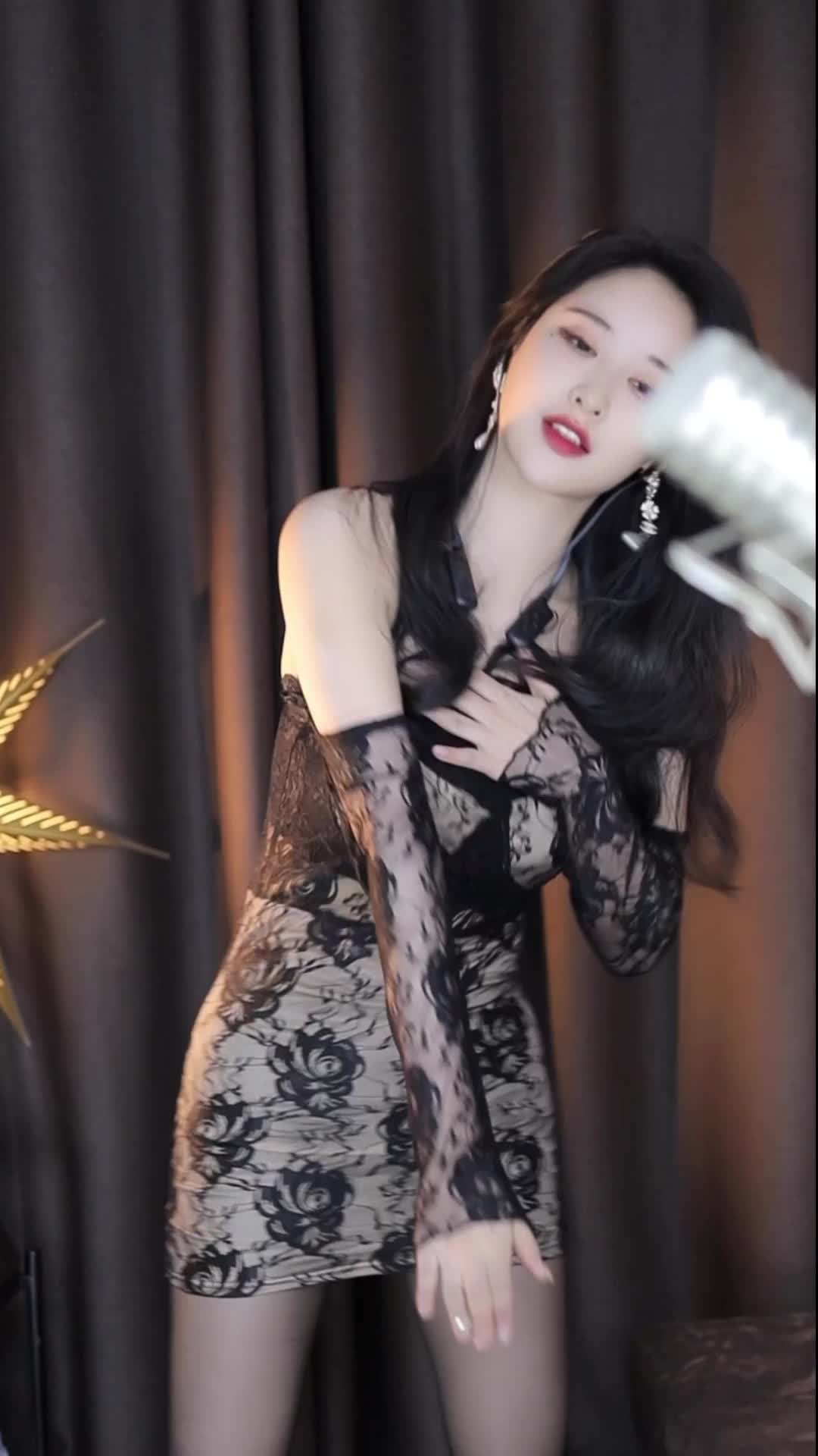 1 (48)