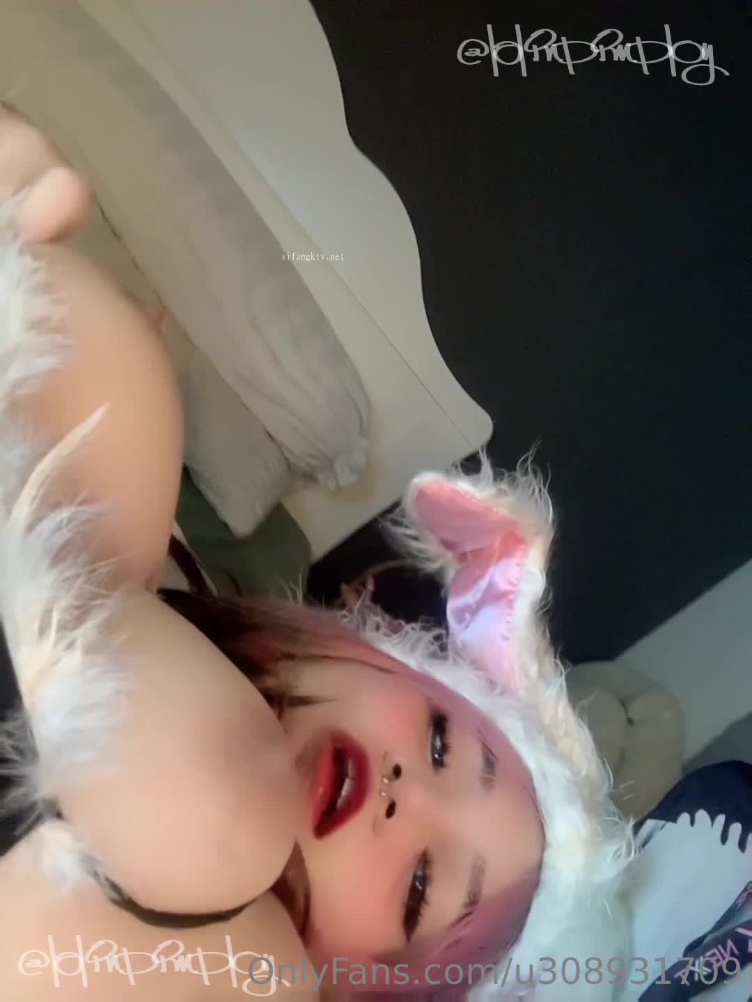 25