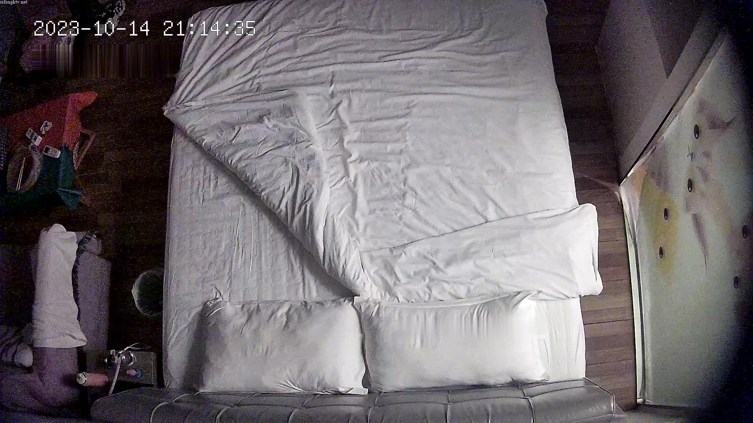 1(3)
