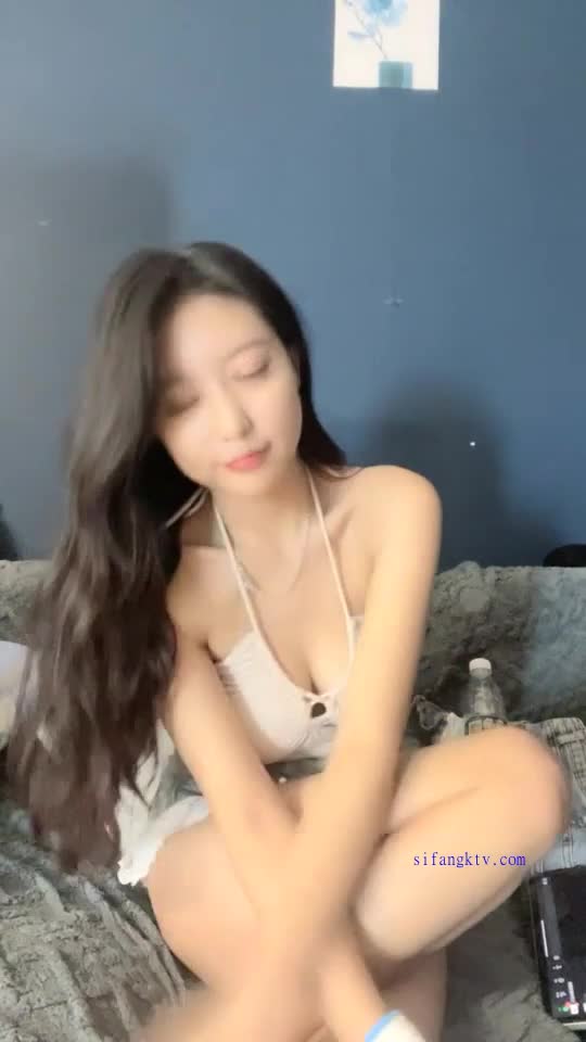 1 (47)