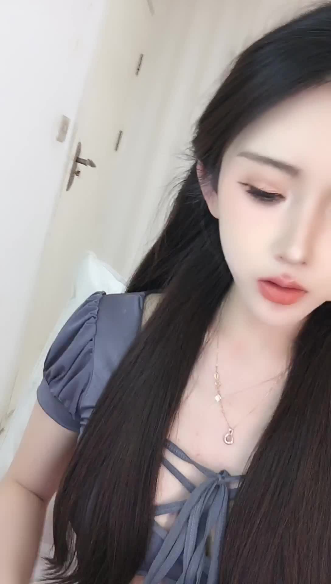 1 (10)