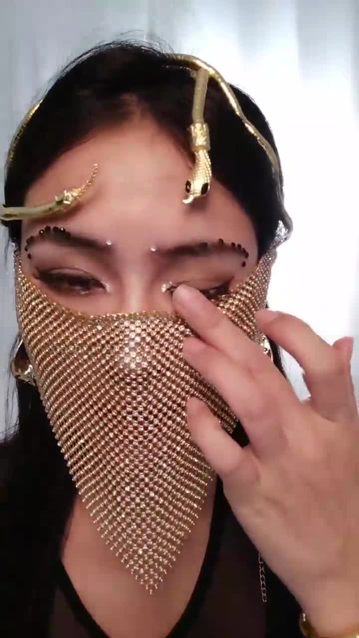1 (20)