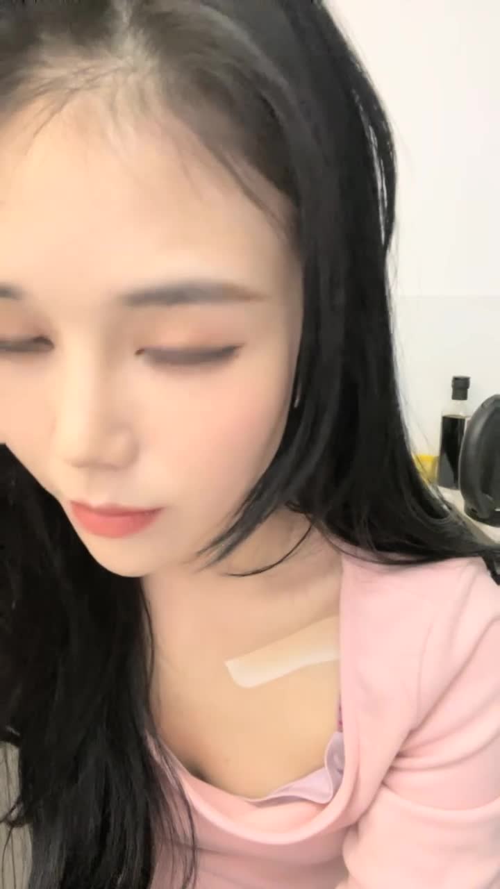 1 (21)