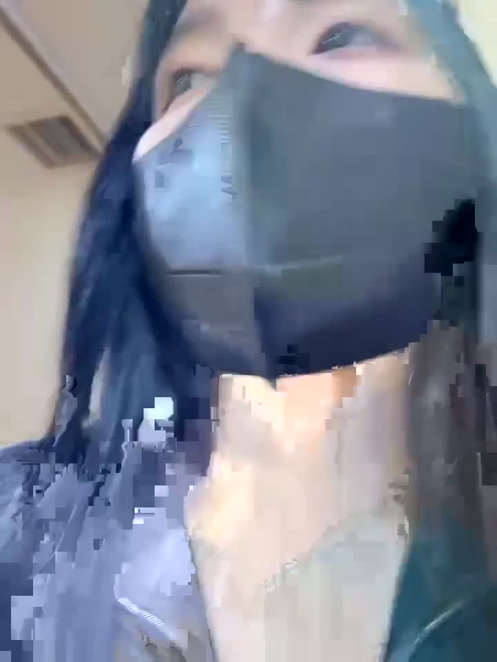 1 (40)