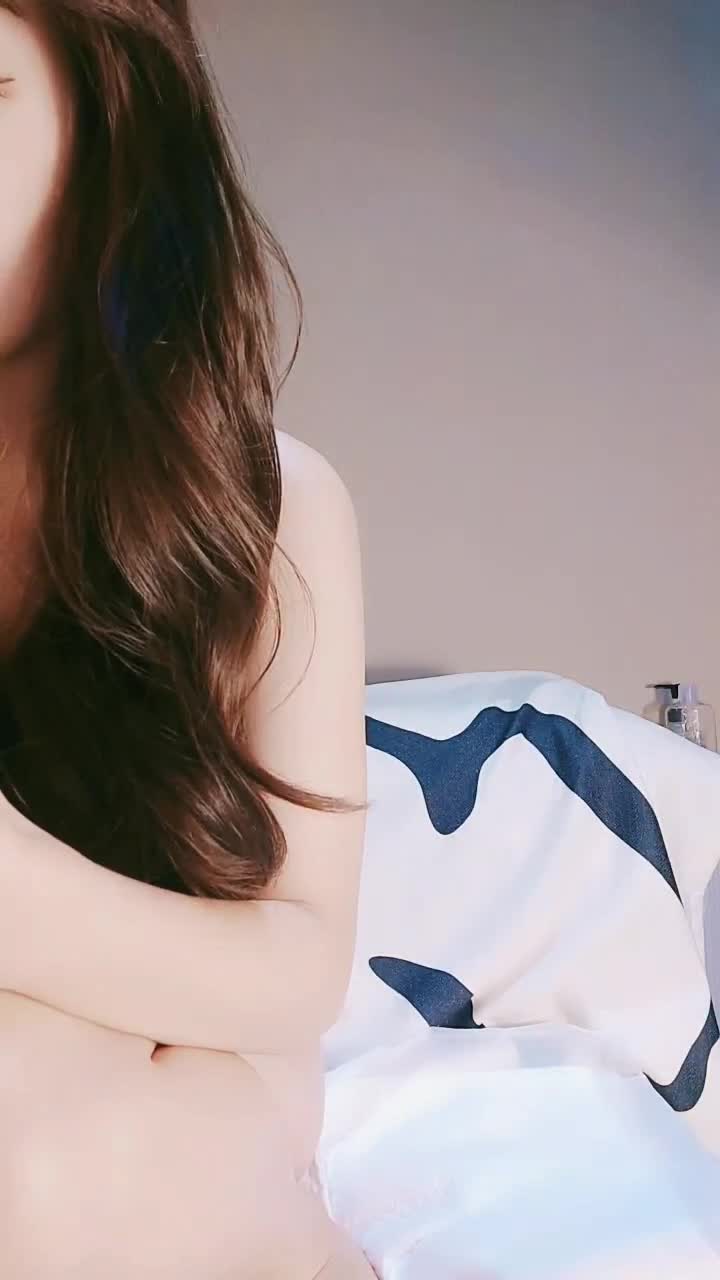 1 (17)