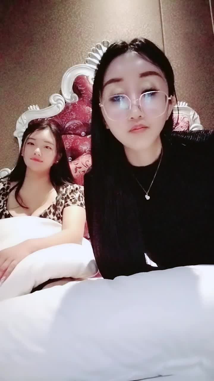 1 (13)