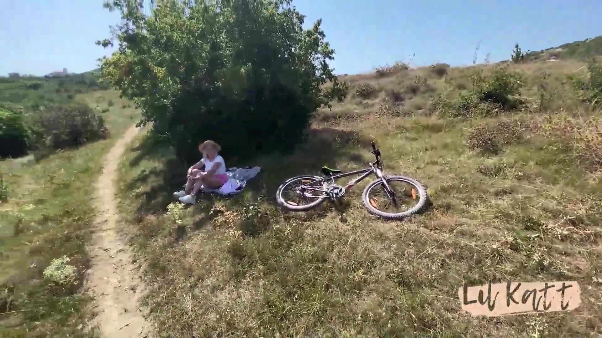 1 (36)