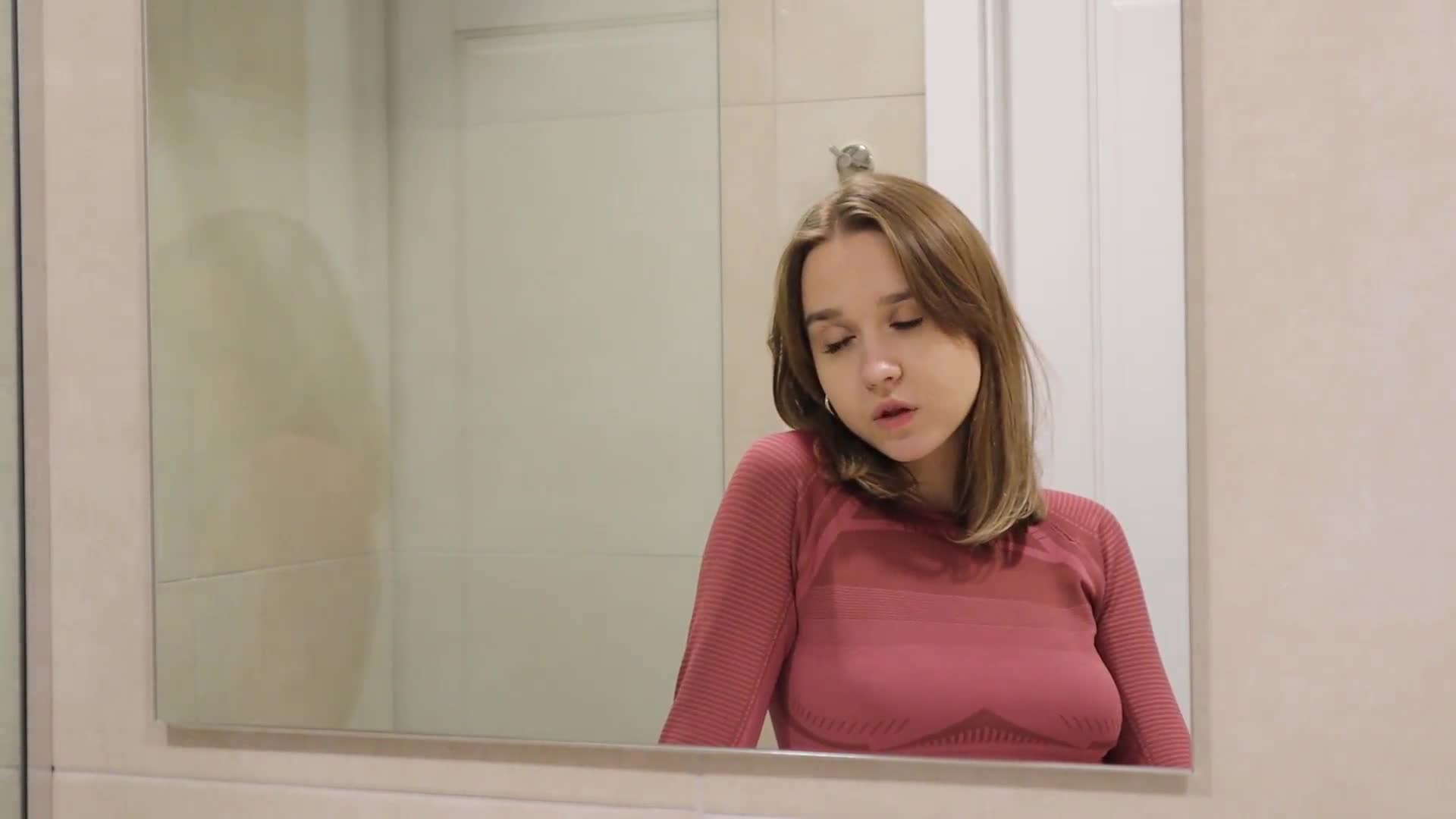 1 (22)