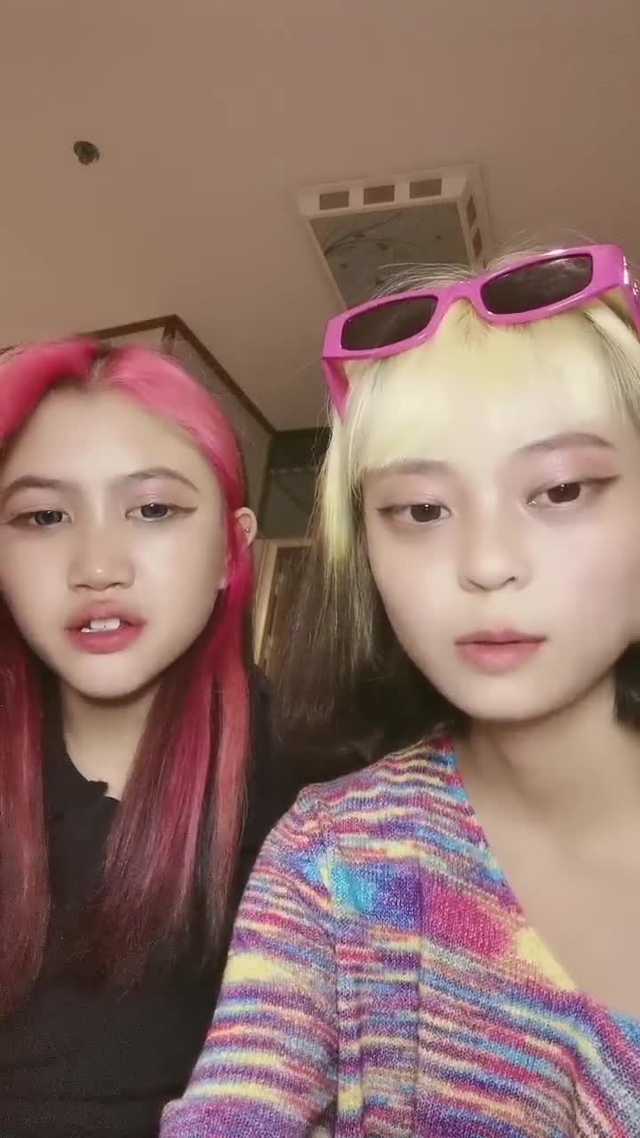 1 (15)