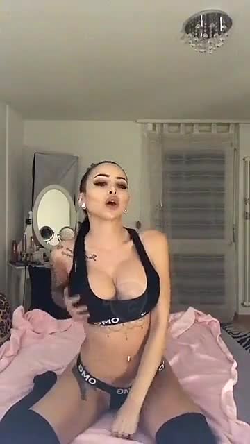 (59)