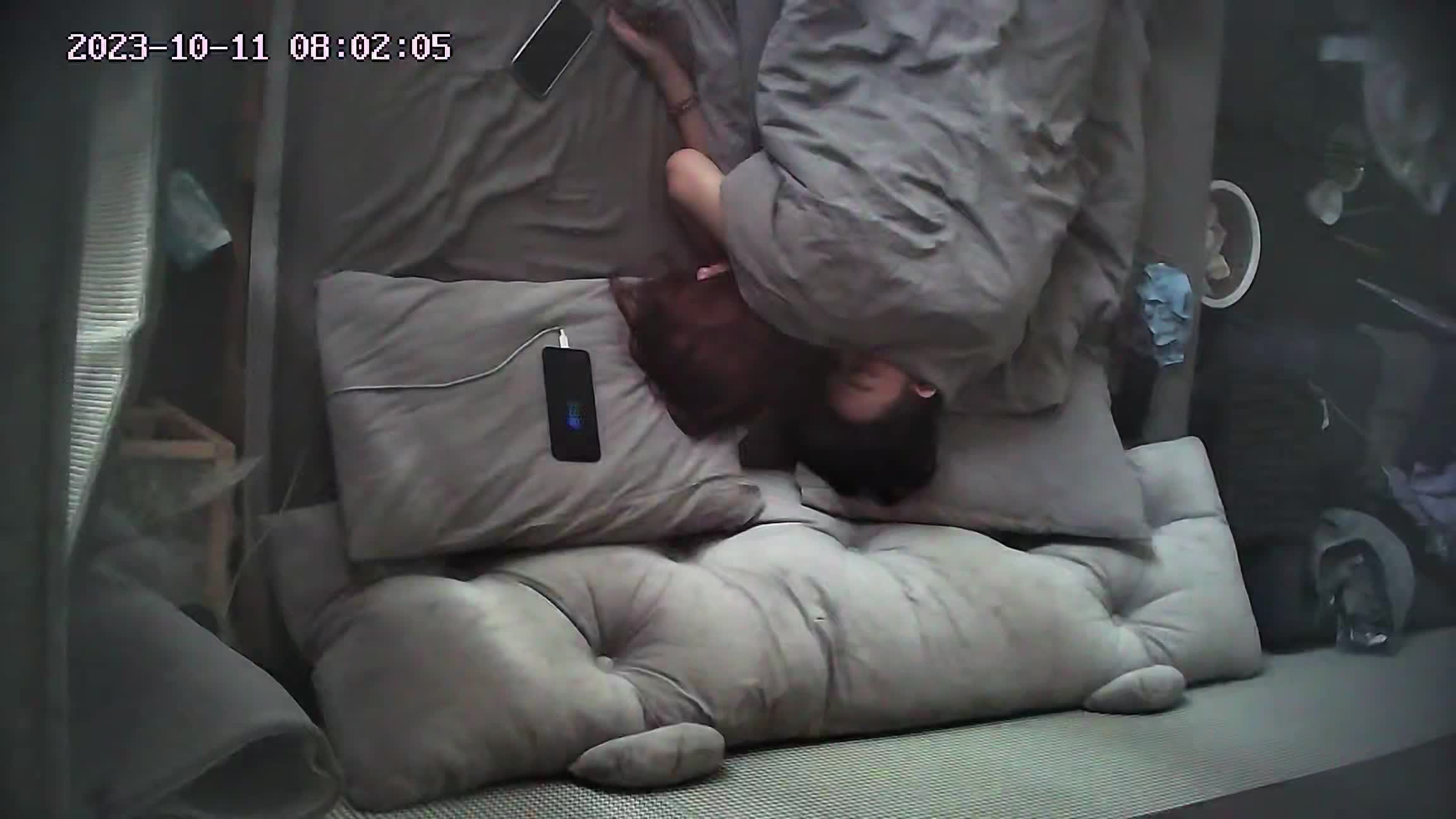 1 (21)