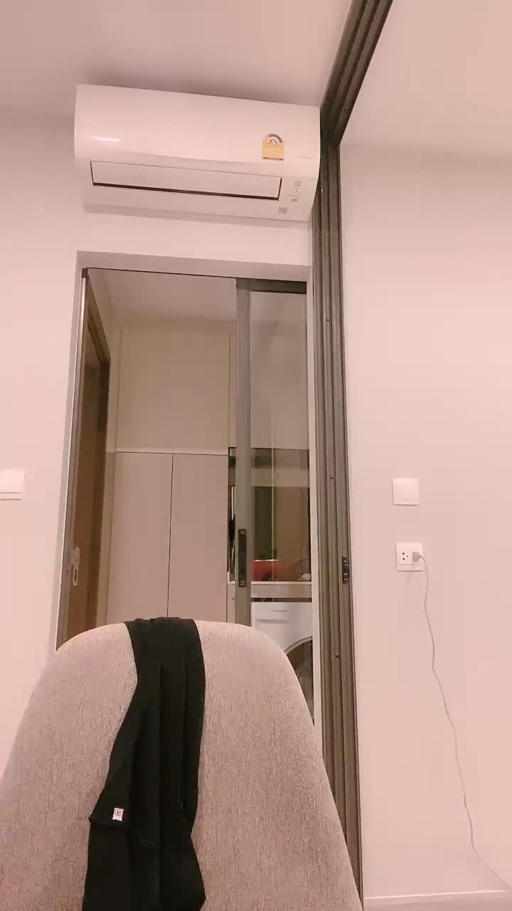 1 (23)