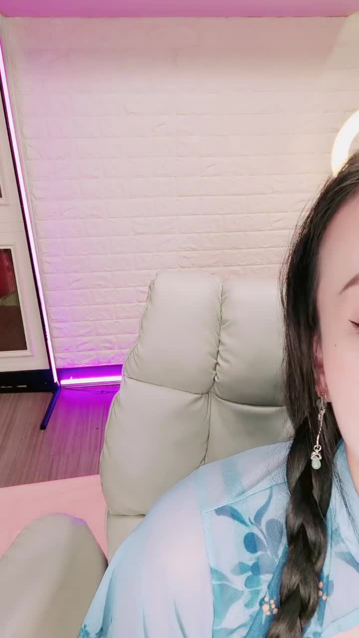 1 (5)