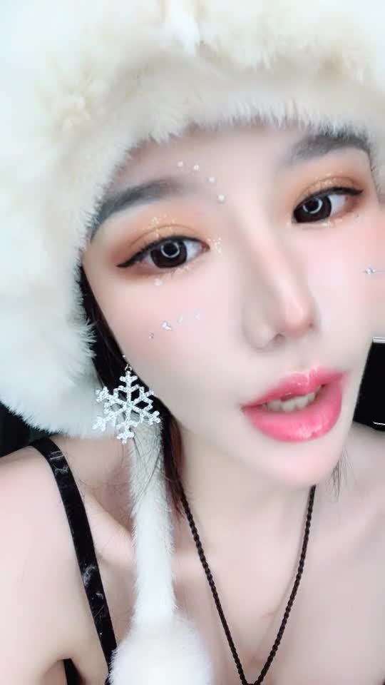 1 (21)