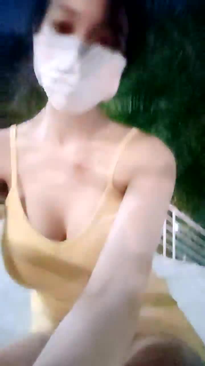 1 (9)
