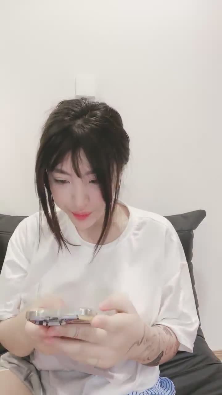 1 (26)