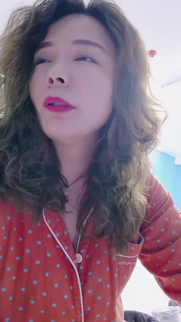 1 (8)