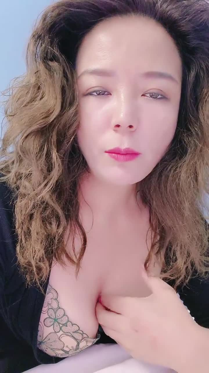 1 (9)