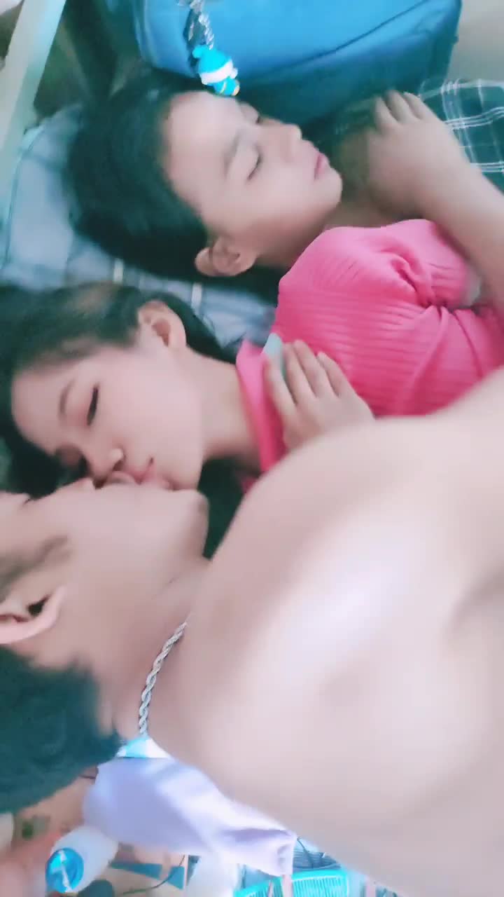 1 (5)