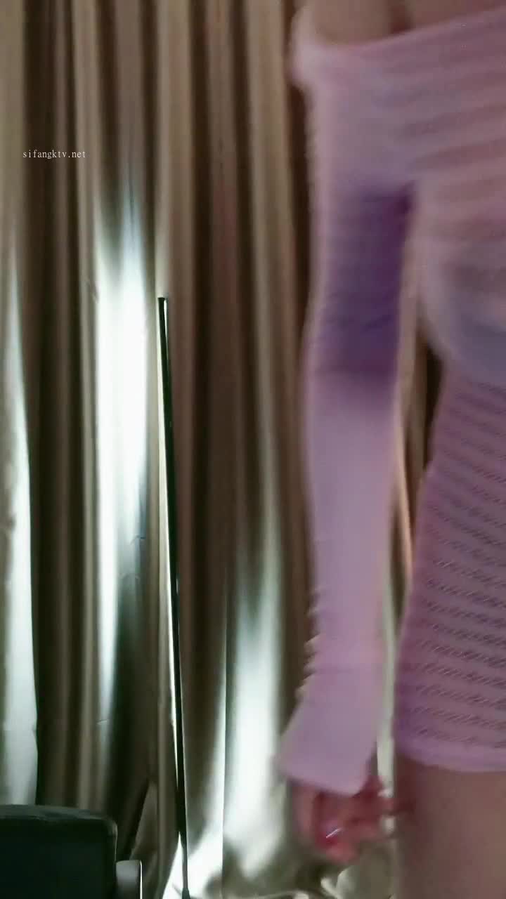 1 (10)