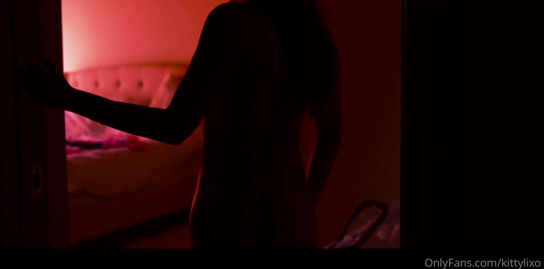 (210)