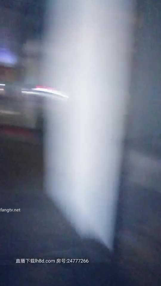 1 (17)