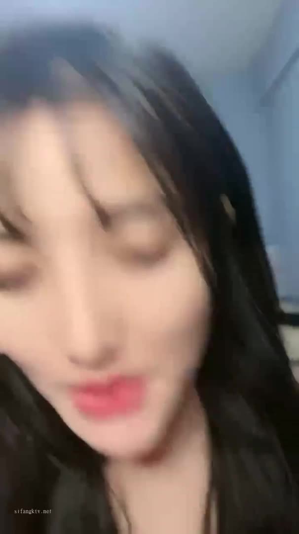 1 (32)