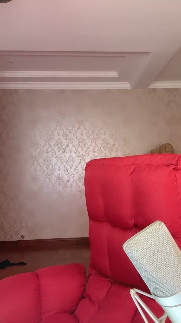 1 (21)