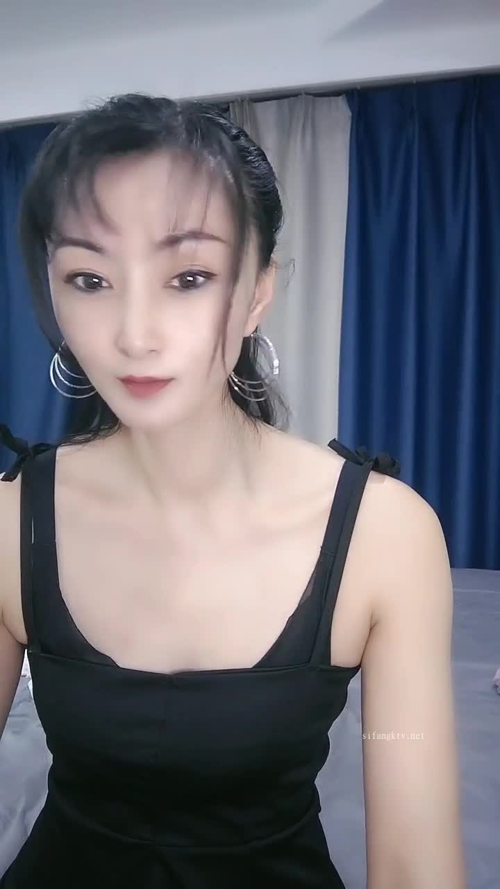 1 (10)