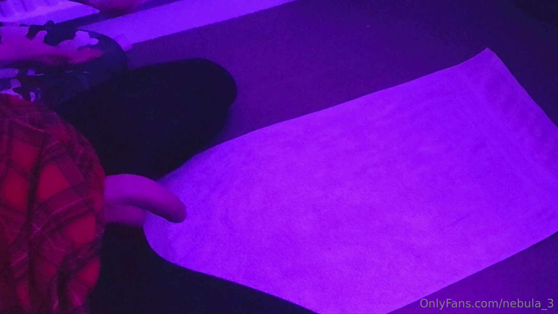 1 (19)