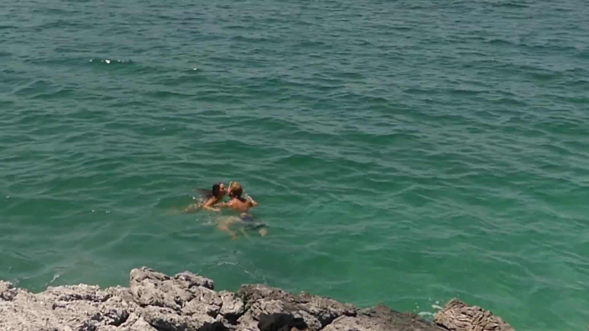 1 (31)