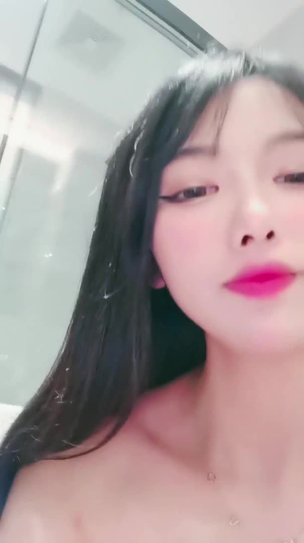  (11)