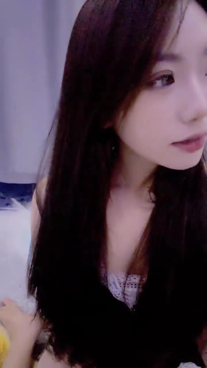  (12)