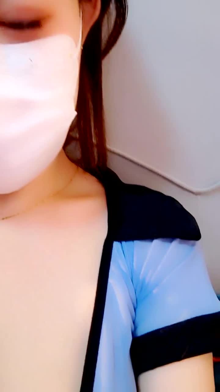  (16)