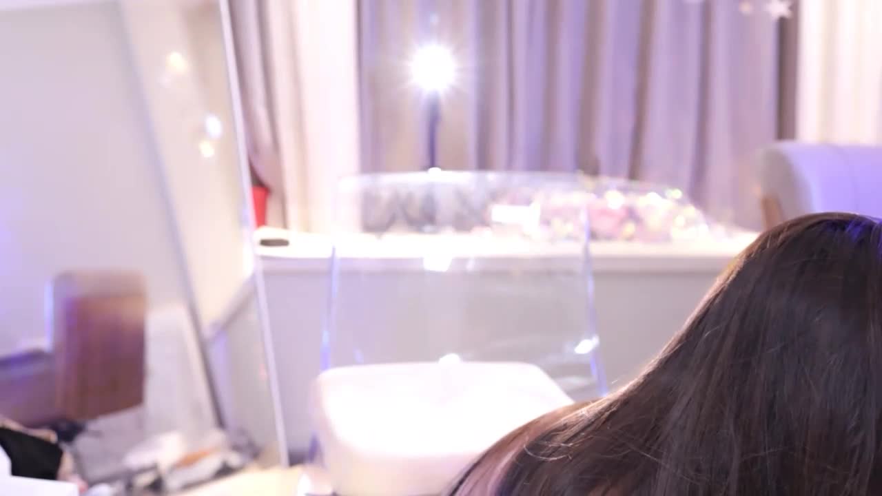  (16)
