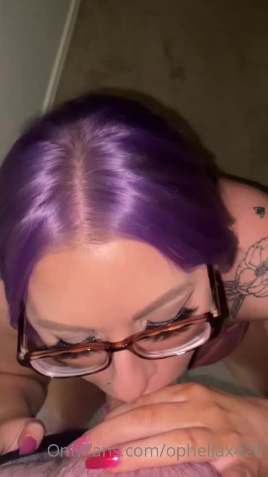  (1)