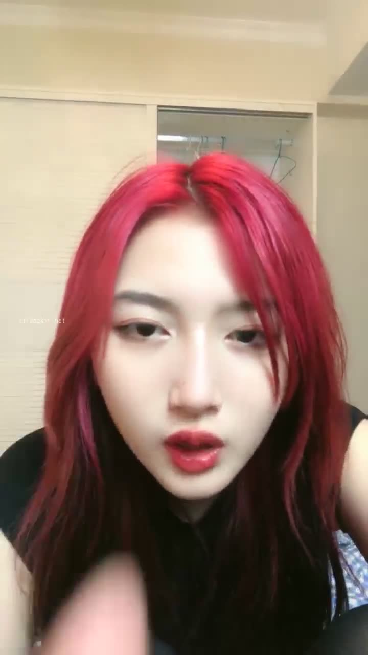  (12)