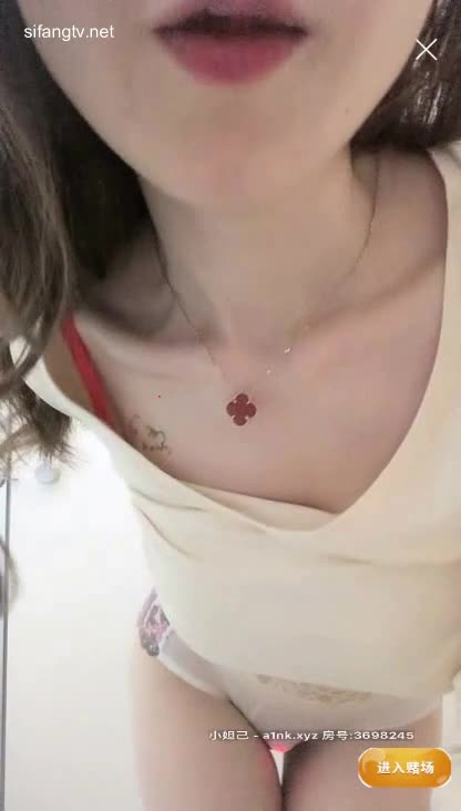  (11)