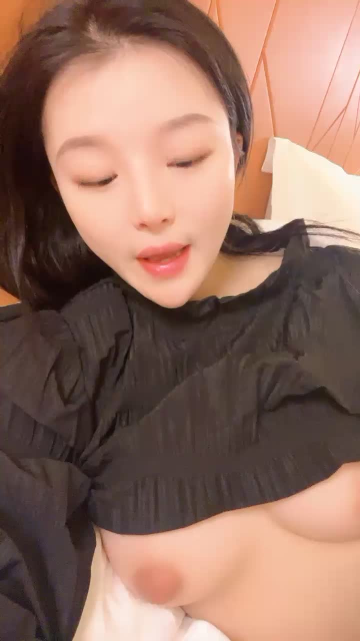  (18)