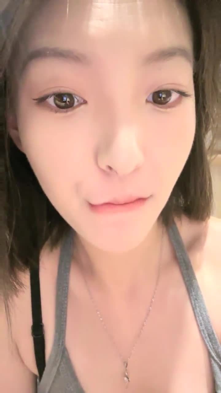  (18)