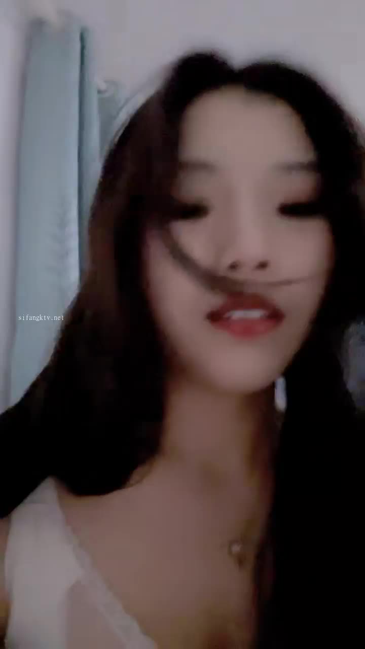  (12)