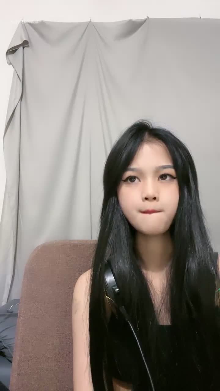  (18)