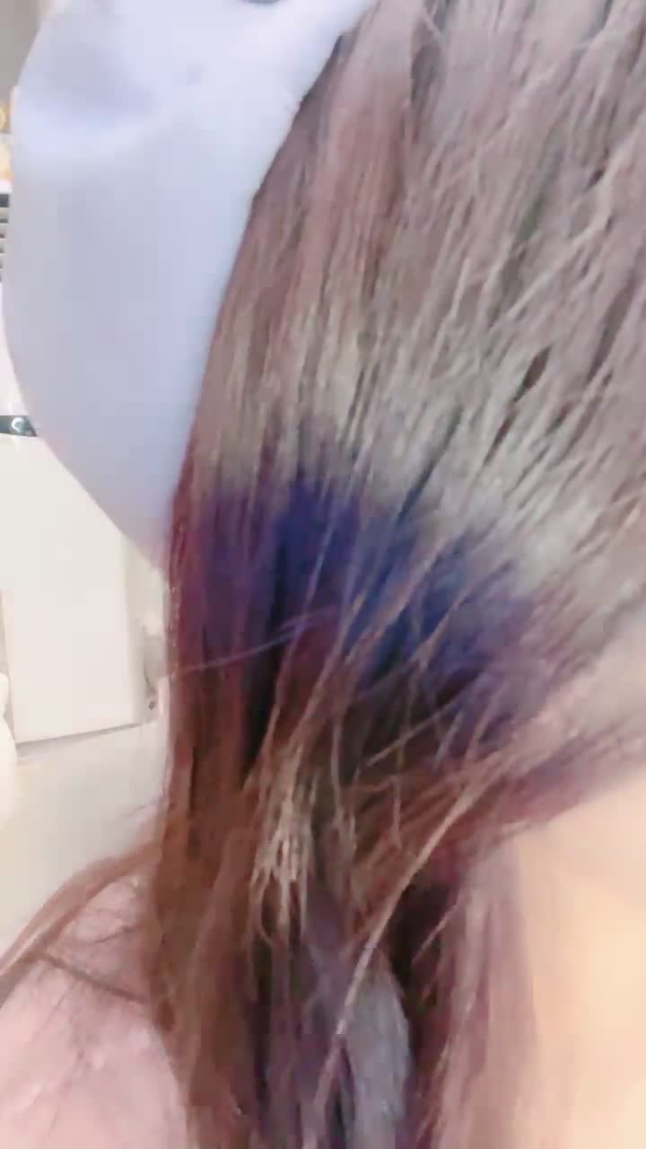  (8)