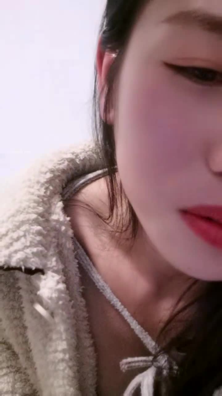  (18)