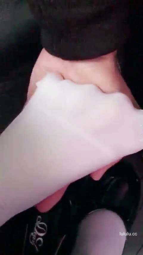 1 (2)